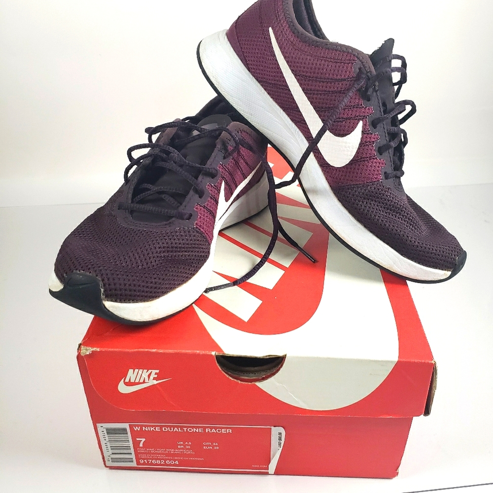 NIKE DUALTONE RACER SNEAKERS